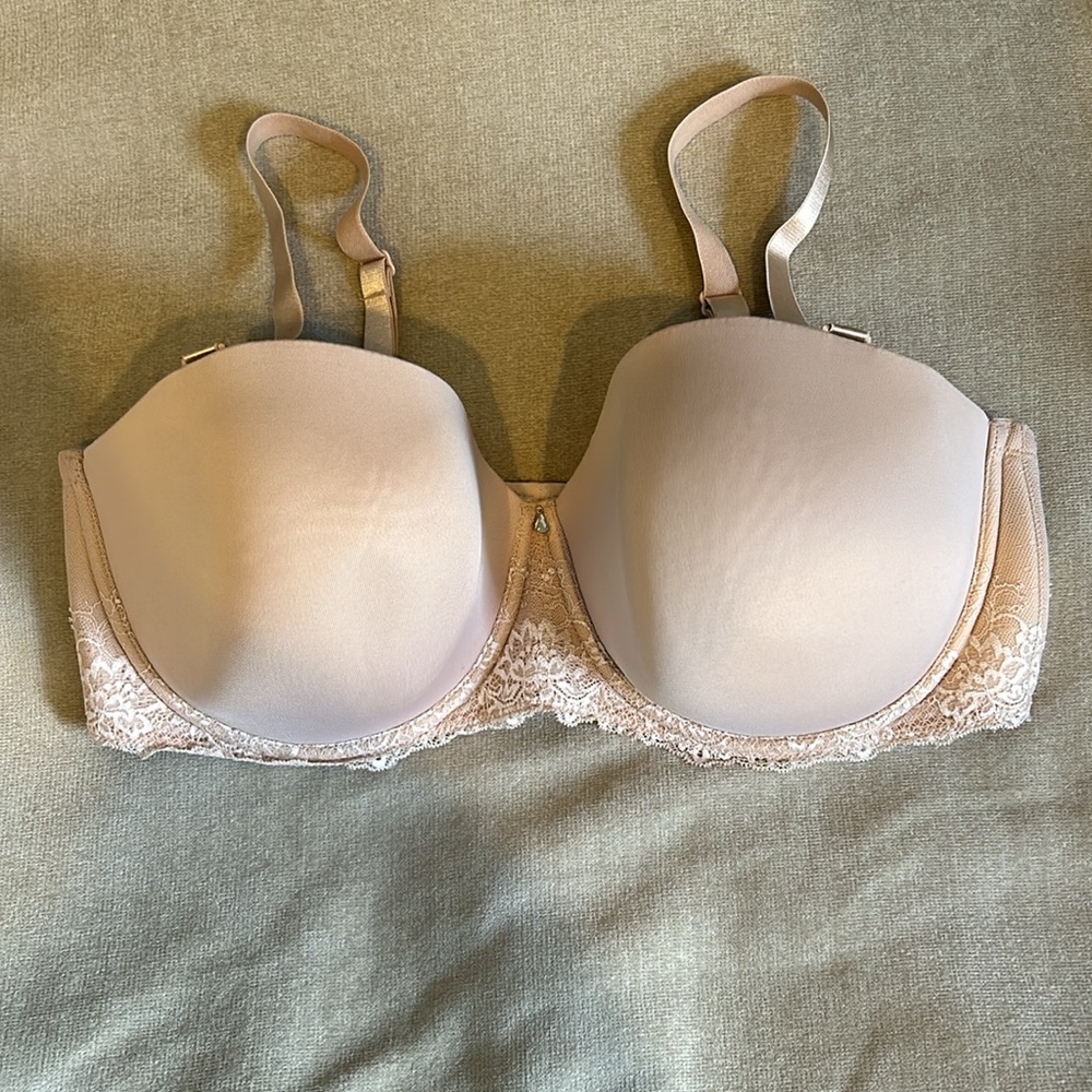 Torrid 42DDD convertible strap bra, beige